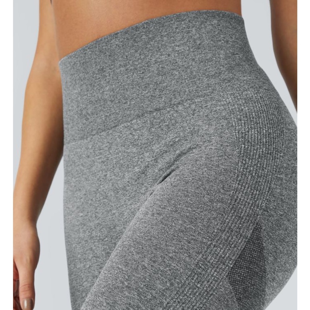 NWOT Halara OneForm Bundle 2 Pairs 7/8 Leggings Small - Picture 9 of 11